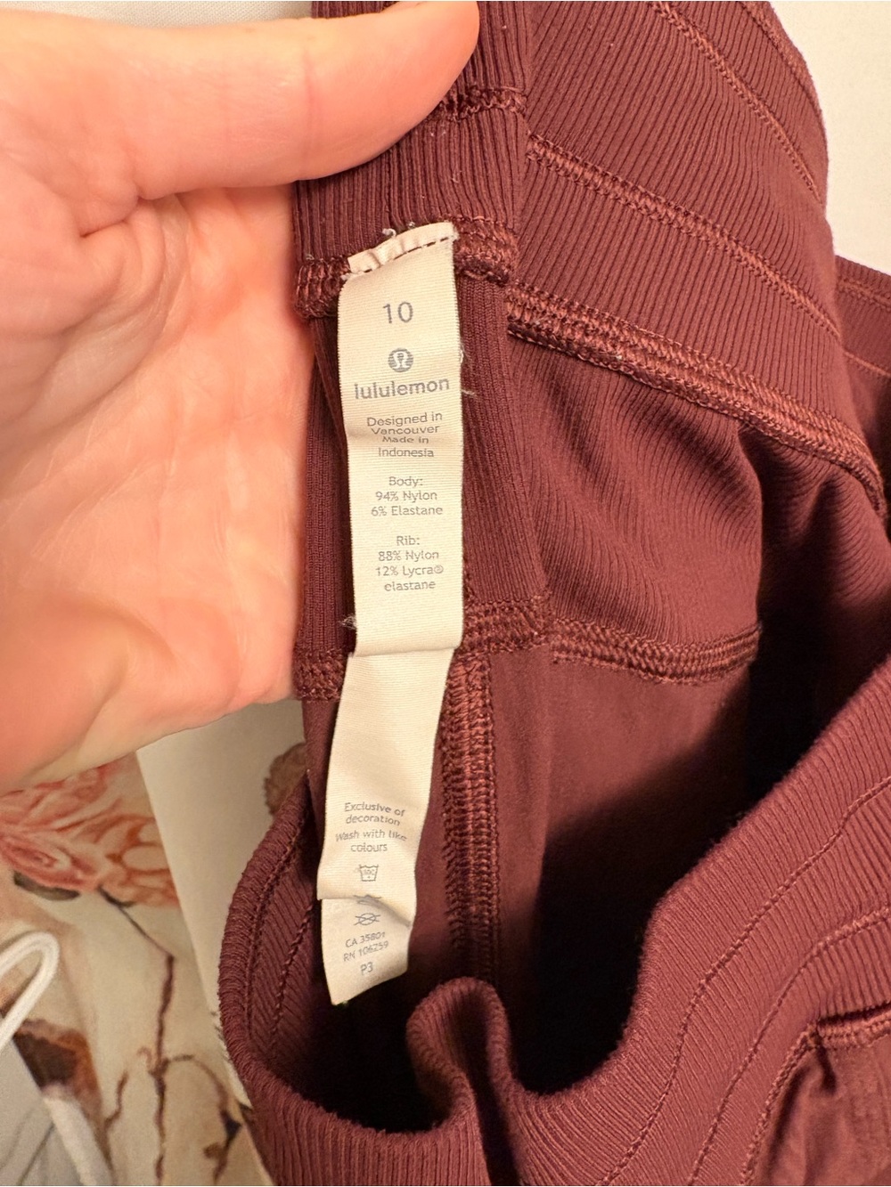 lululemon athletica Maroon Seam-Detail pants size 10 - Picture 2 of 4